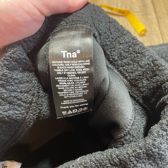 Aritzia Tna Cozy Sherpa fleece lounge Pants - Picture 7 of 7